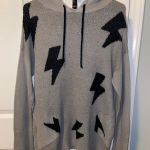 Aesthetic Lightning Sweater with pockets!